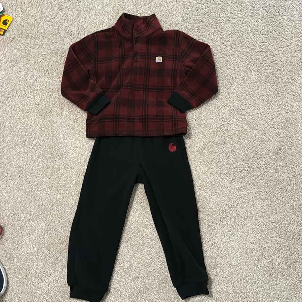 Carhartt fleece set size 4T